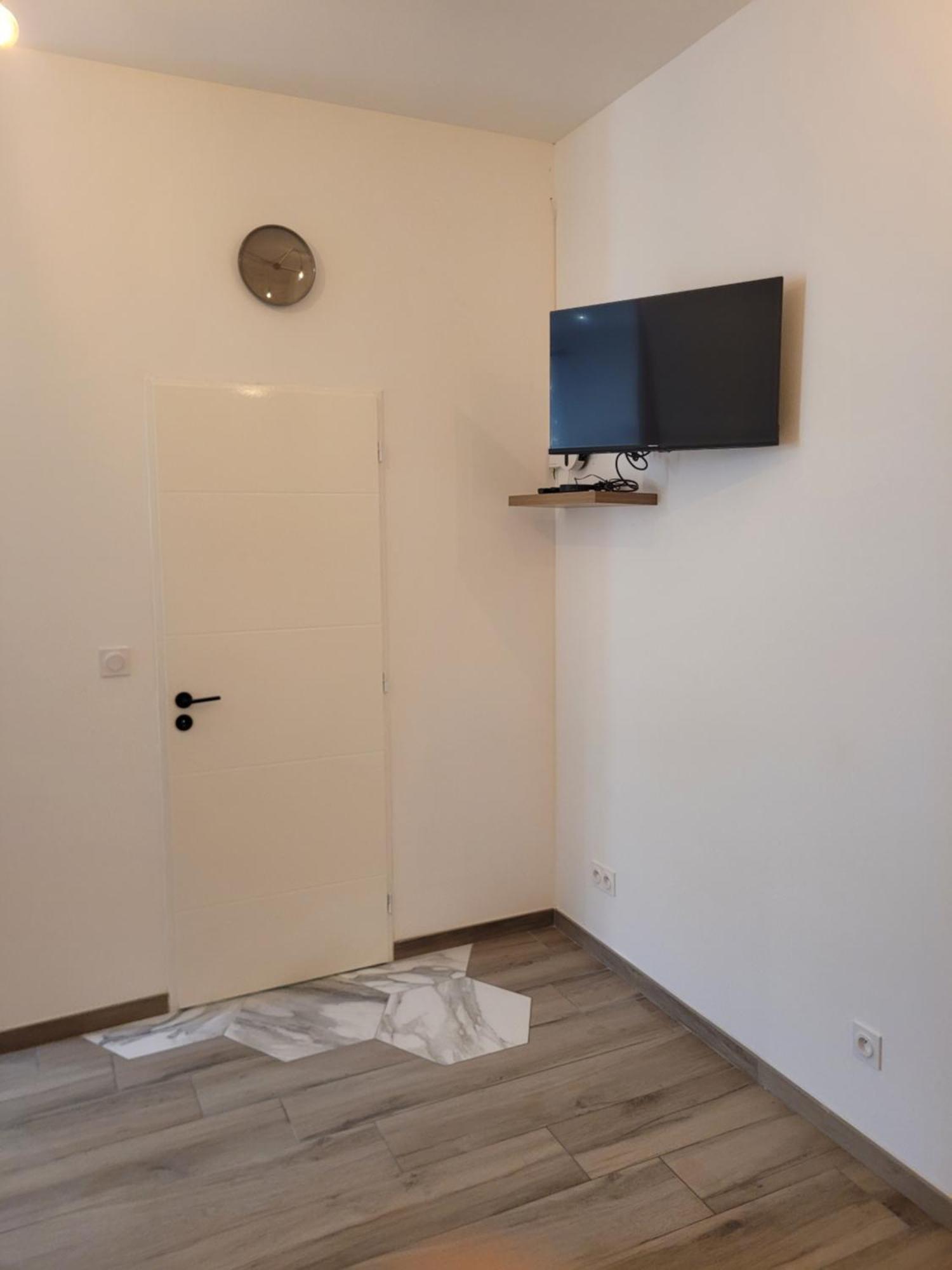 Appartement Secteur Gare Et Place De La Comedie, Wifi & Climatisation モンペリエ エクステリア 写真