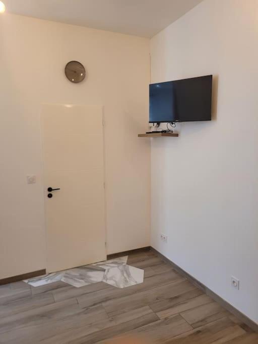 Appartement Secteur Gare Et Place De La Comedie, Wifi & Climatisation モンペリエ エクステリア 写真
