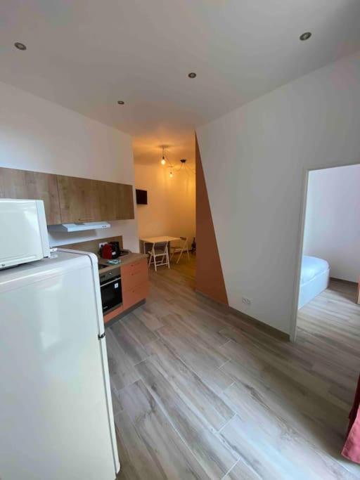 Appartement Secteur Gare Et Place De La Comedie, Wifi & Climatisation モンペリエ エクステリア 写真